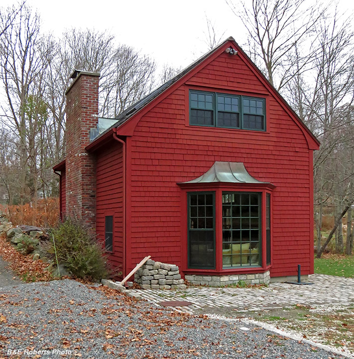 Lobster_Cove_barn