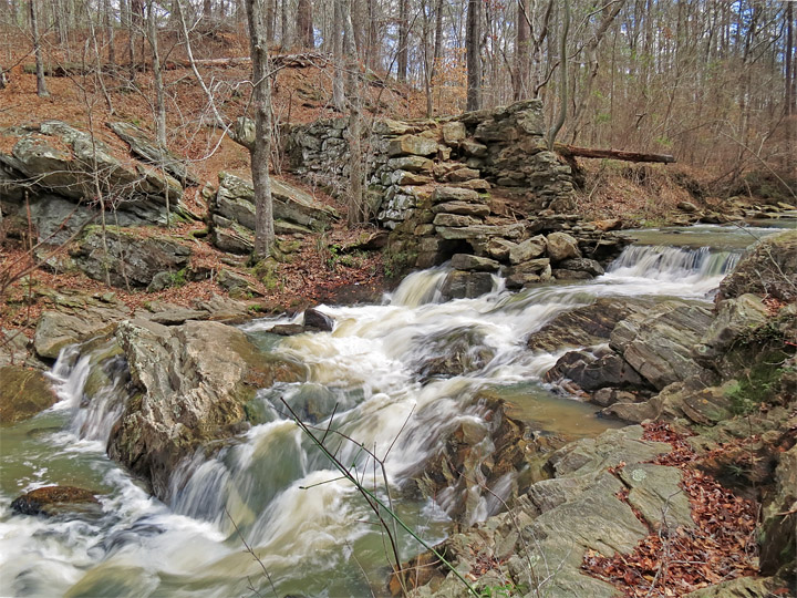 Upper_millpond_dam