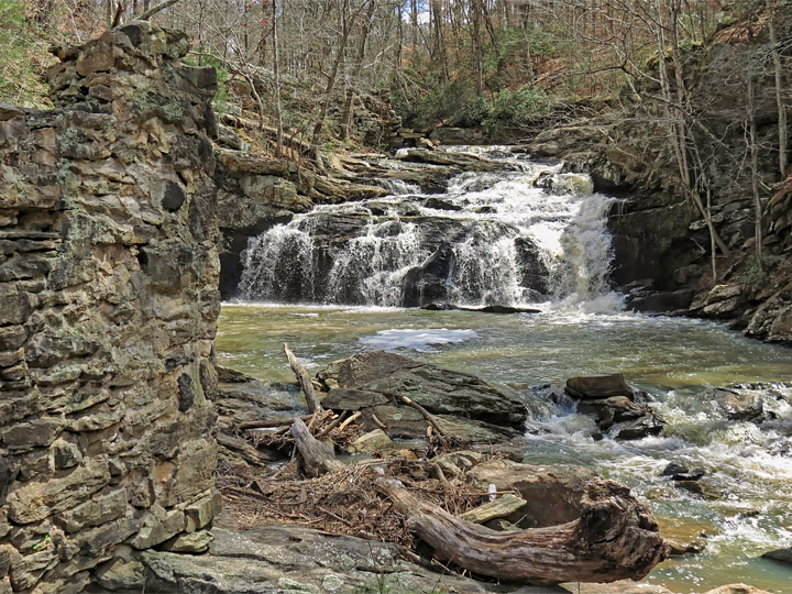 Cochran_mill_and_falls