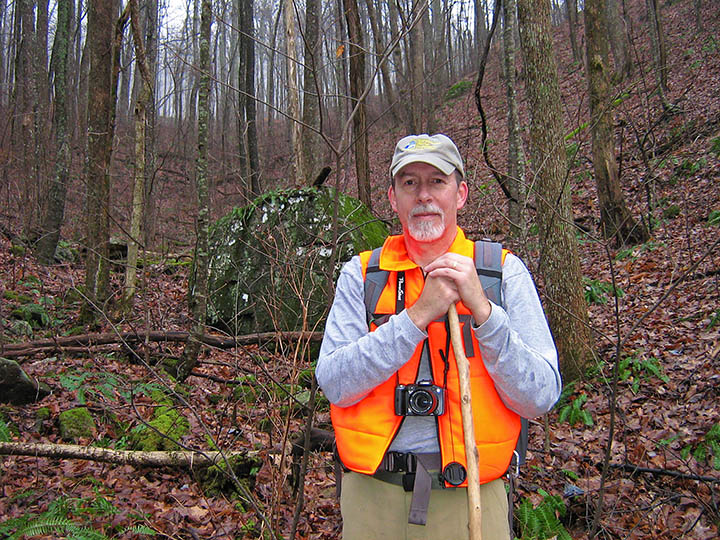 Hiking_orange_vest