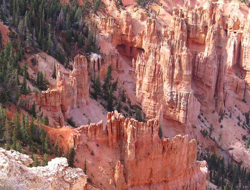 Rainbow_Hoodoos