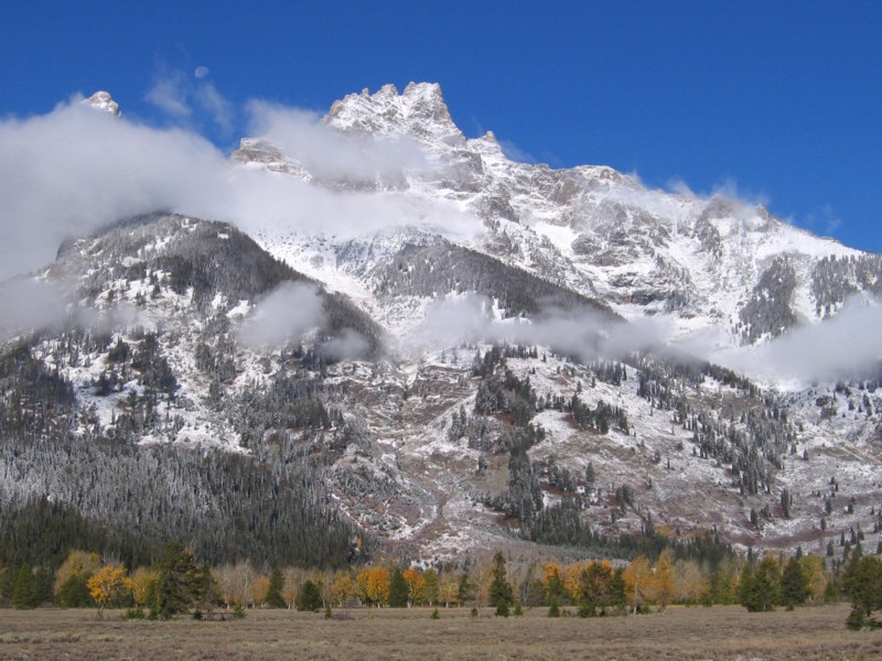 Snowy_Tetons-a